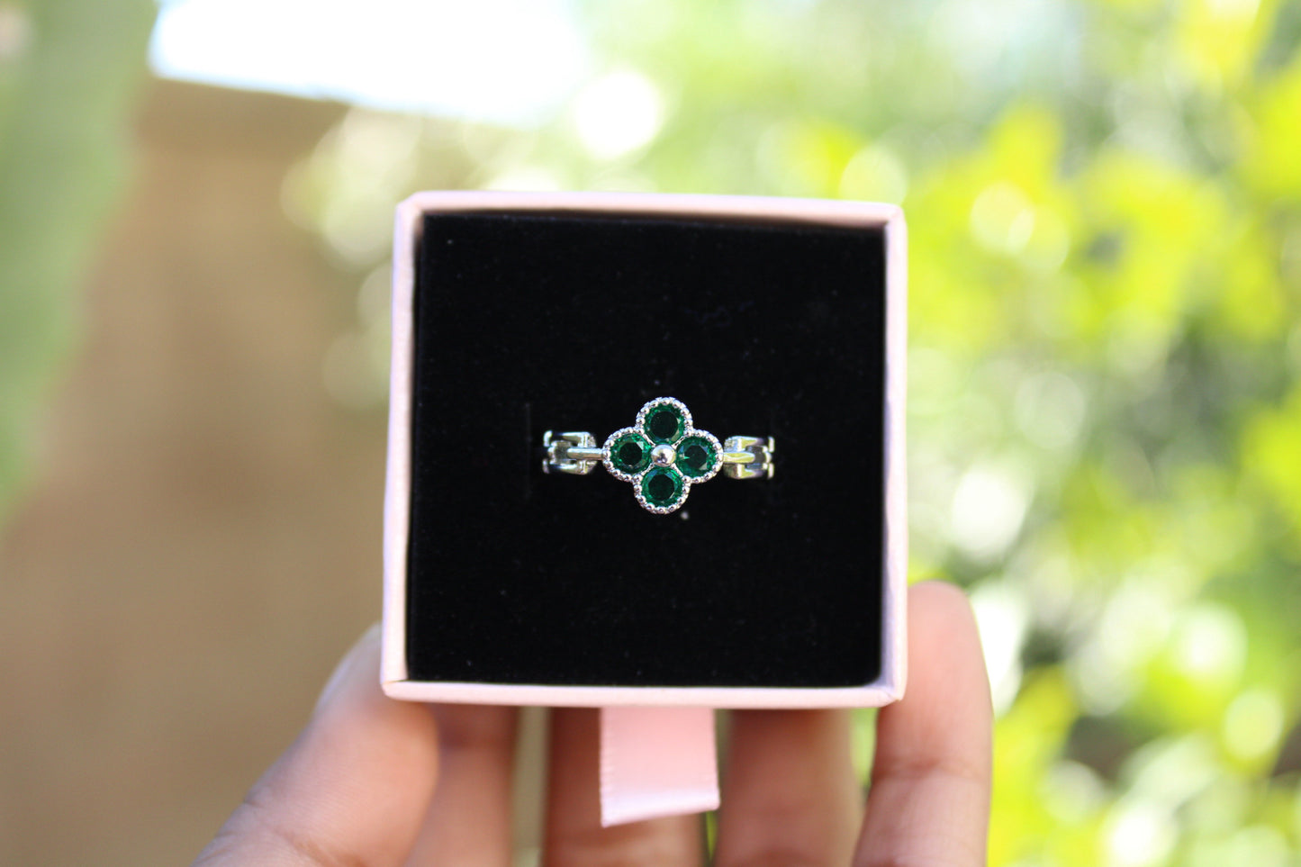 Green Glover Ring Silver