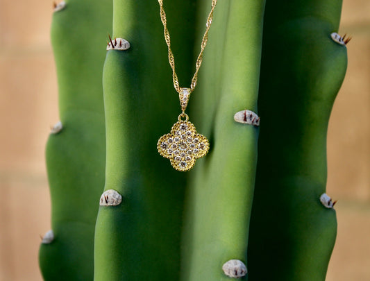 Lesly Clover Necklace