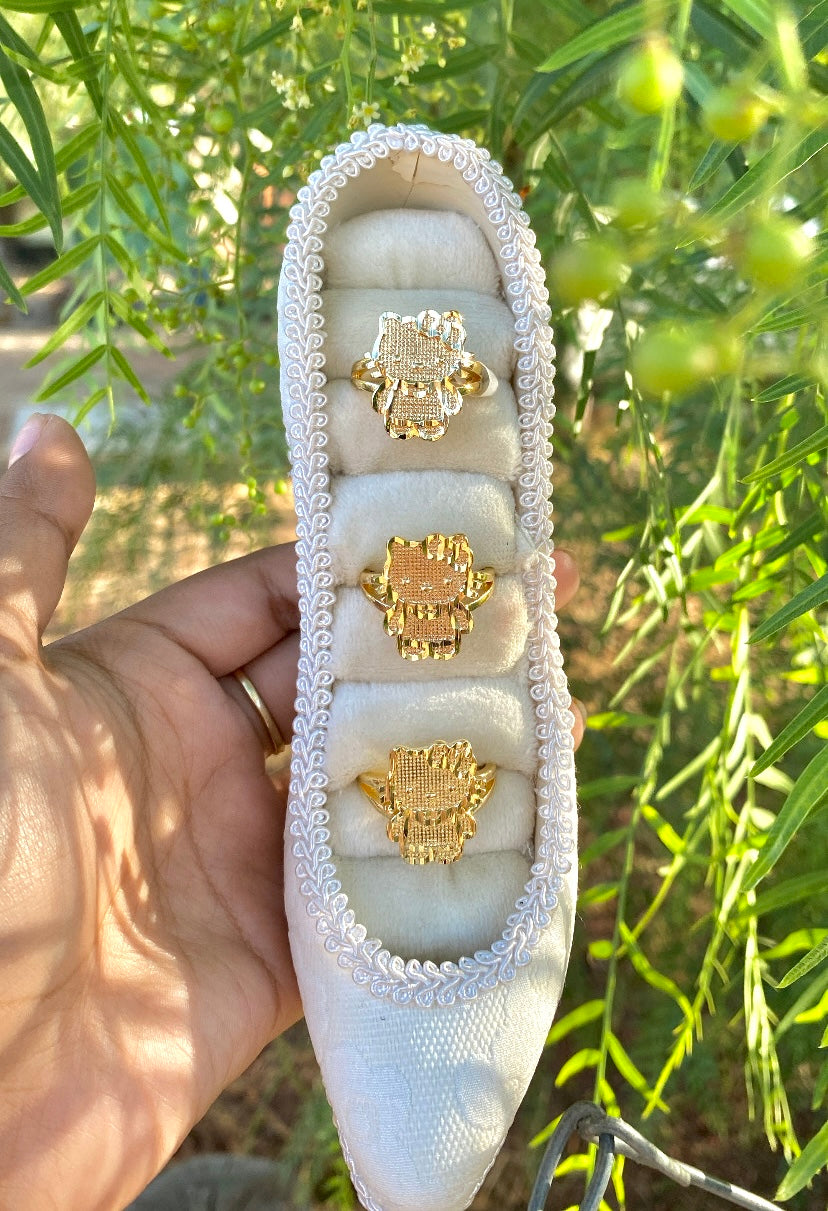 Hk ring