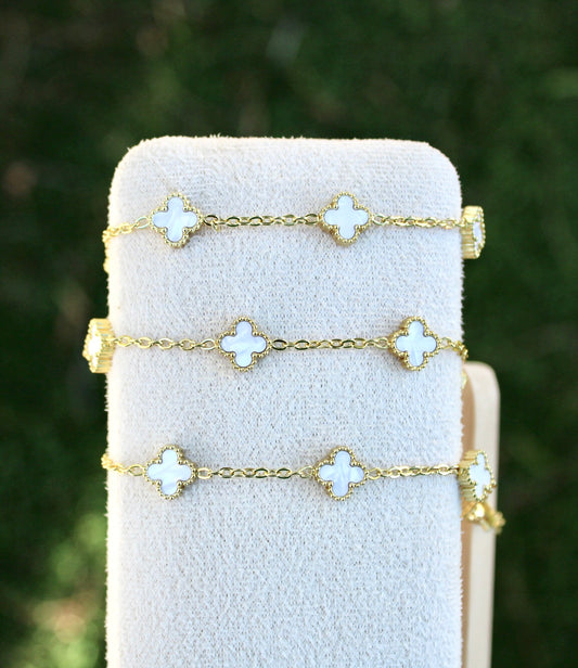 White Mini Four Clover Bracelet