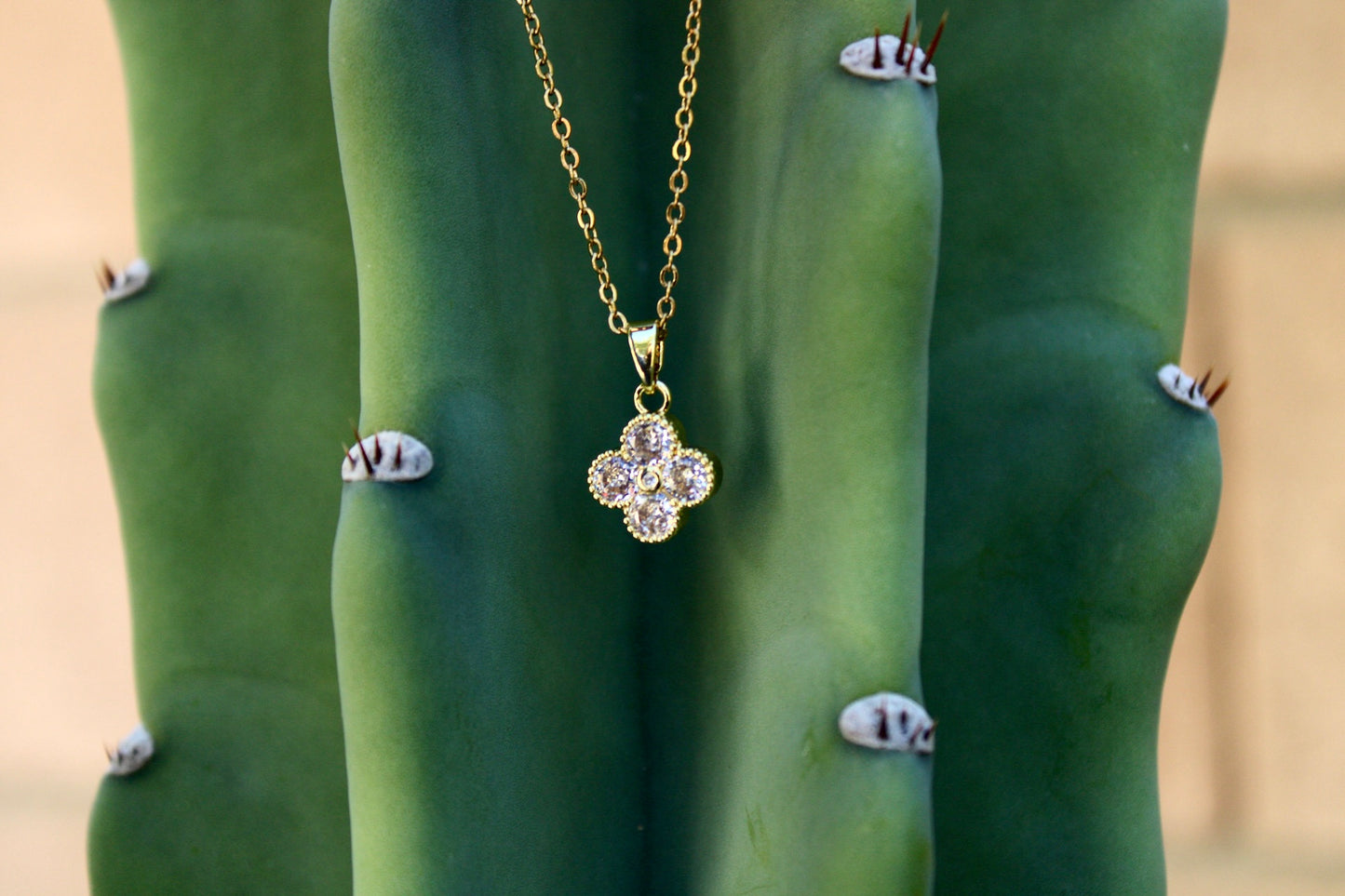 Dainty Clover Necklace Stainless Steel