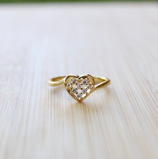 Dainty Heart Ring